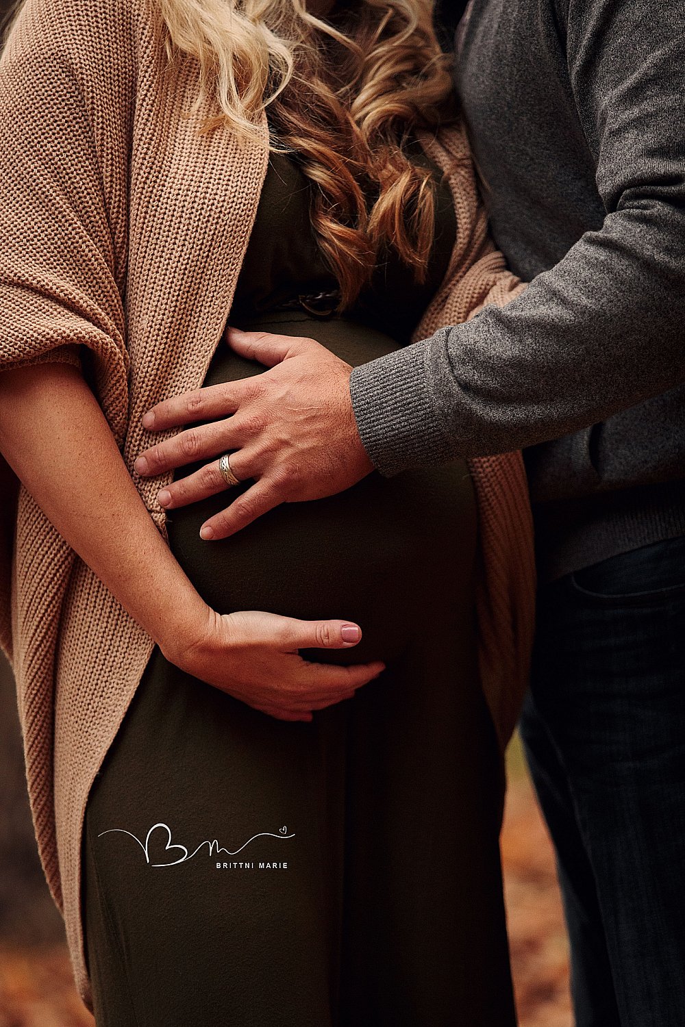 Stoney Creek Maternity Session