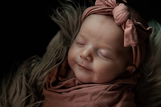 Maternity + Lifestyle newborn