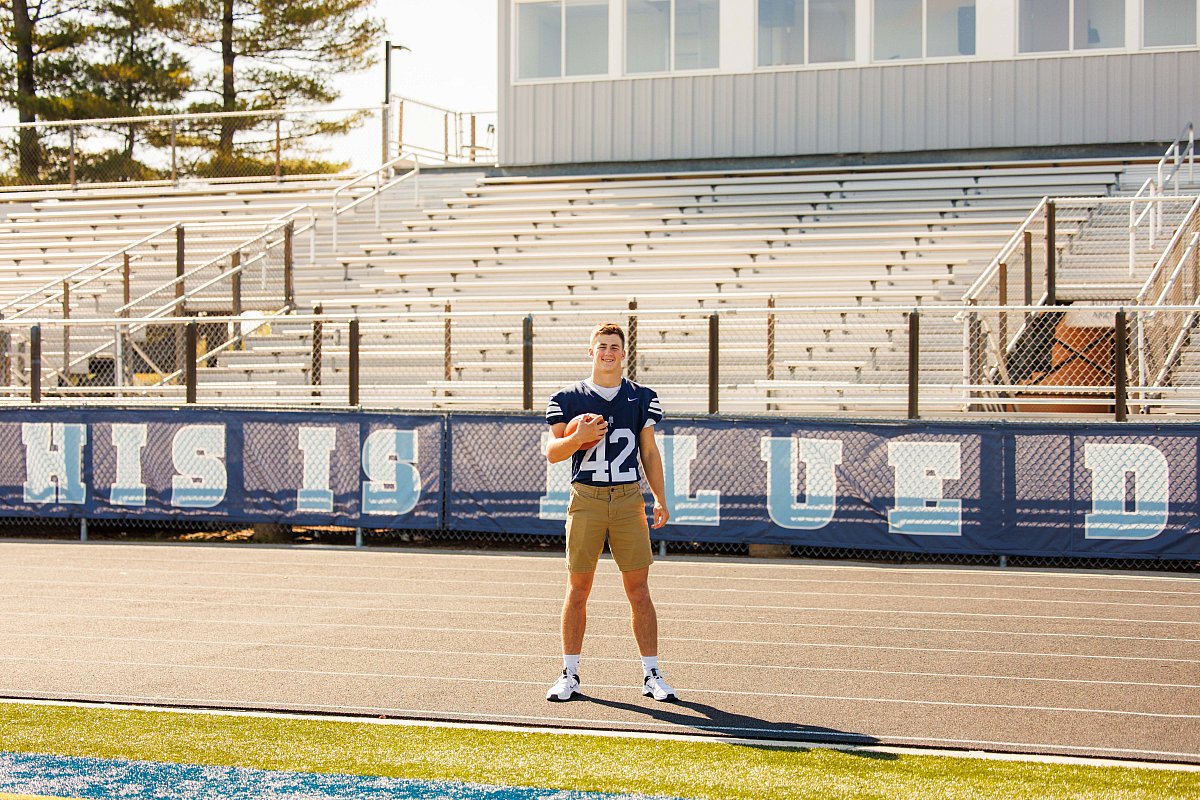 Senior_Conner_web-10.jpg